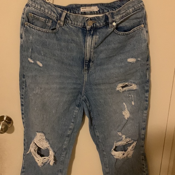 Garage Denim - Picture 2 of 4